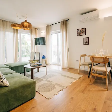 Octopus House 1 Bedroom *