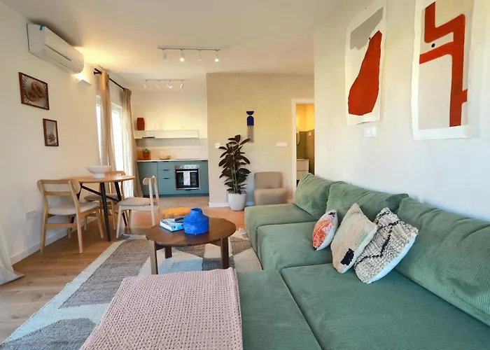 Octopus House 1 Bedroom Appartamento Costa da Caparica