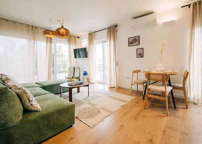 Octopus House 1 Bedroom *