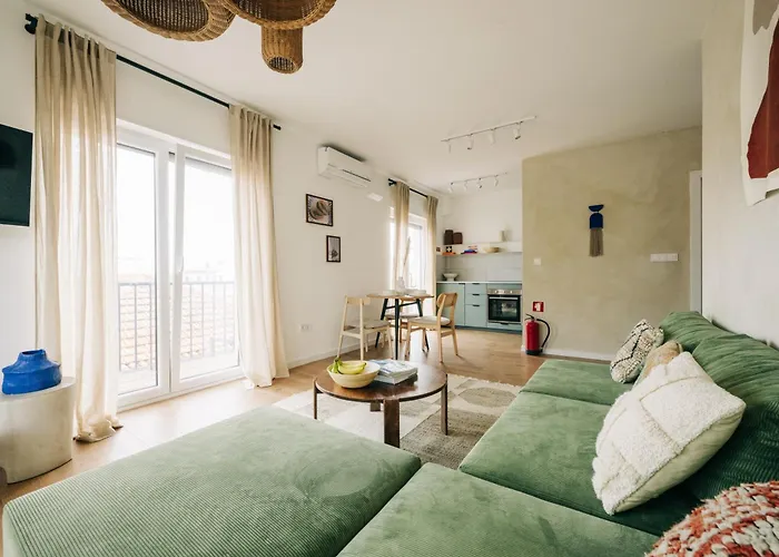 Octopus House 1 Bedroom Appartamento Costa da Caparica